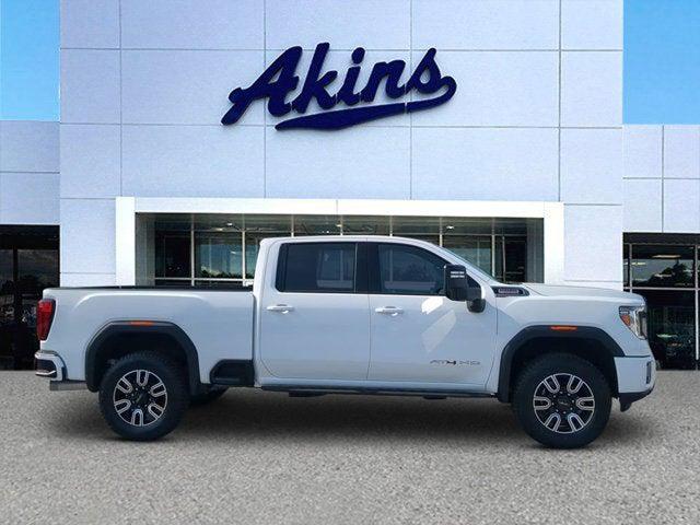 2022 GMC Sierra 2500HD 4WD Crew Cab Standard Bed AT4
