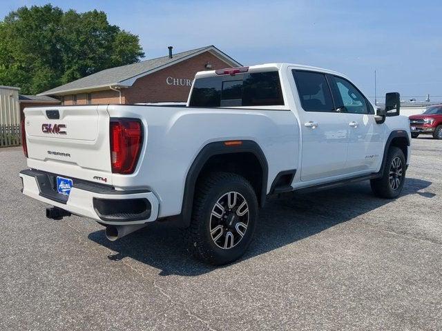2022 GMC Sierra 2500HD 4WD Crew Cab Standard Bed AT4