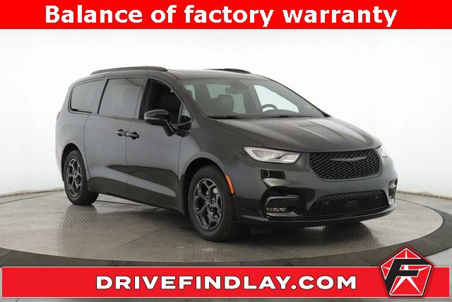 2025 Chrysler Pacifica Hybrid Premiuim S Appearance Package