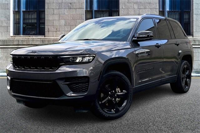 2023 Jeep Grand Cherokee Altitude 4x4