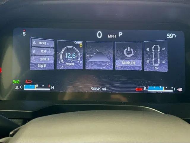 2023 Jeep Grand Cherokee L Laredo 4x4