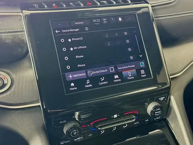 2023 Jeep Grand Cherokee L Laredo 4x4