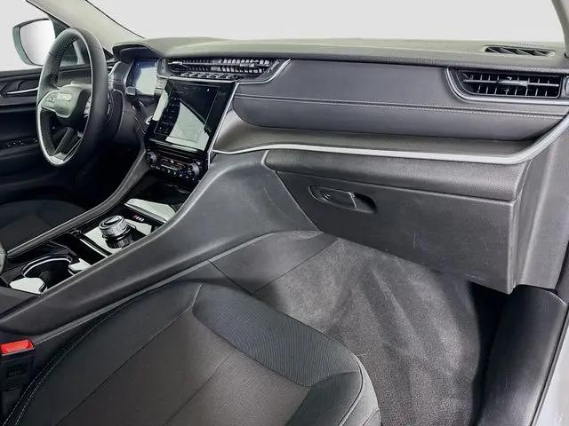2023 Jeep Grand Cherokee L Laredo 4x4