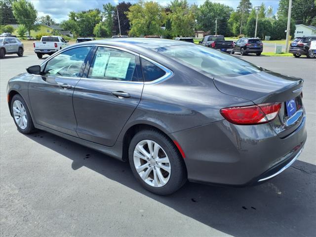 2016 Chrysler 200 Limited