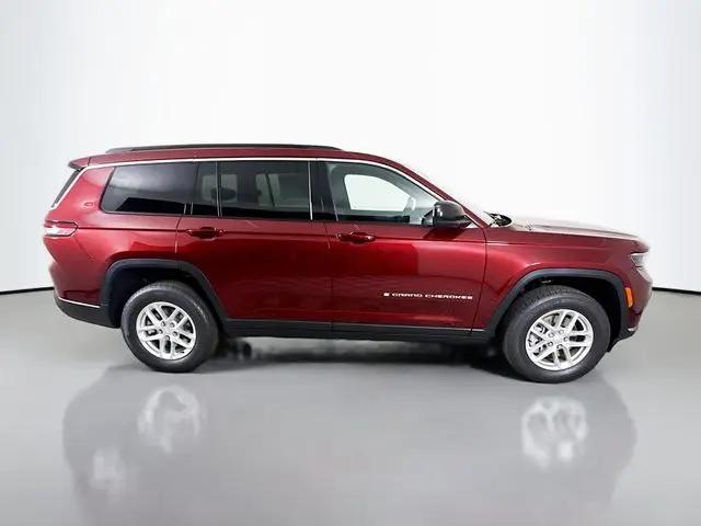2025 Jeep Grand Cherokee L Laredo X 4x4