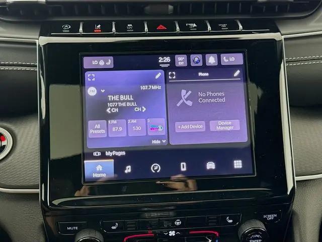 2025 Jeep Grand Cherokee L Laredo X 4x4