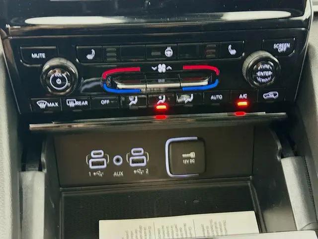 2025 Jeep Grand Cherokee L Laredo X 4x4