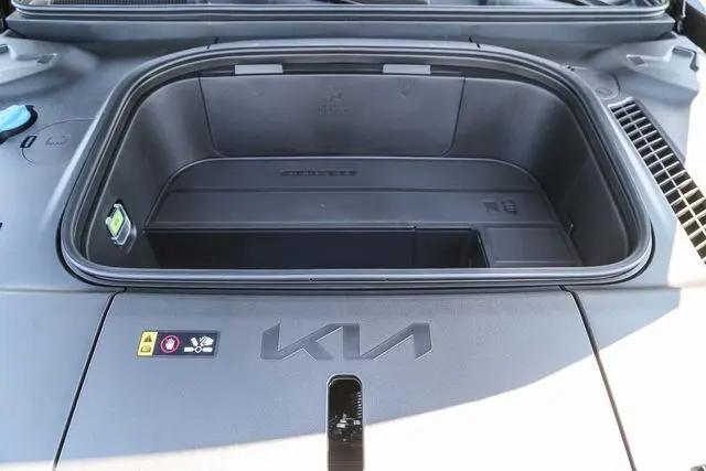 2026 Kia EV9 Wind