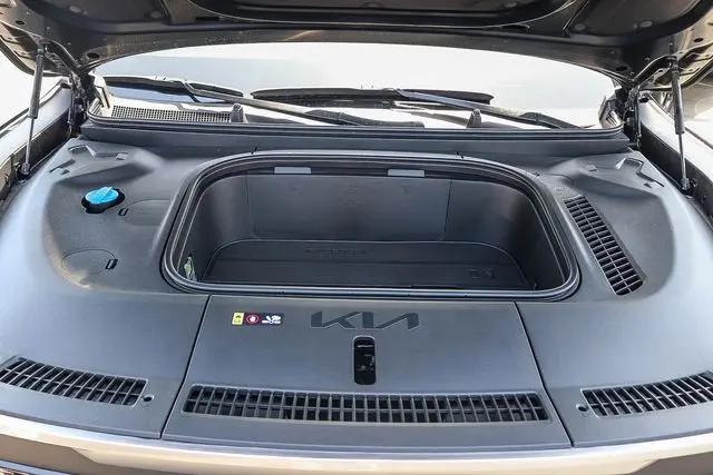 2026 Kia EV9 Wind