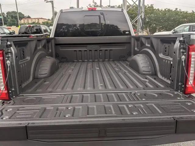 2025 Ford F-350 LARIAT