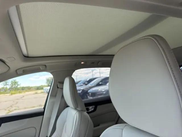 2026 Volvo XC60 Plug-In Hybrid Ultra, T8 AWD Electric/Gasoline, Dark
