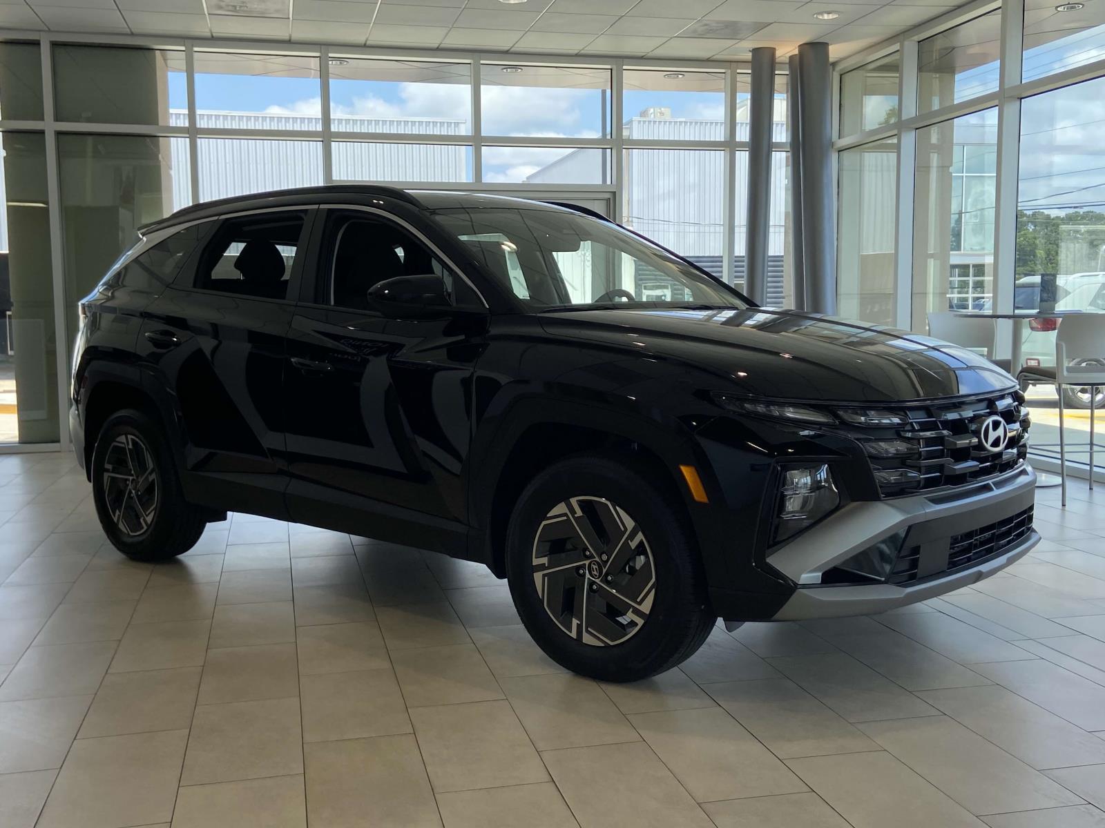 Ash Black 2025 Hyundai Tucson Hybrid Blue AWD SUV / Crossover All-Wheel Drive Automatic