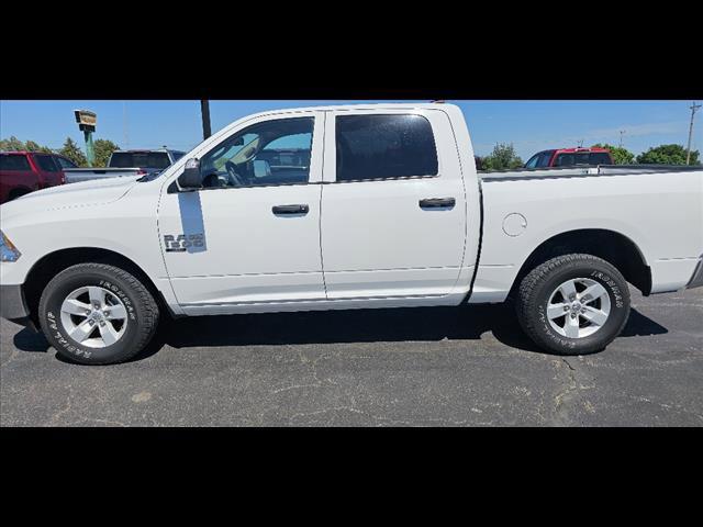 2023 Ram 1500 Classic SLT Crew Cab 4x4 5'7" Box