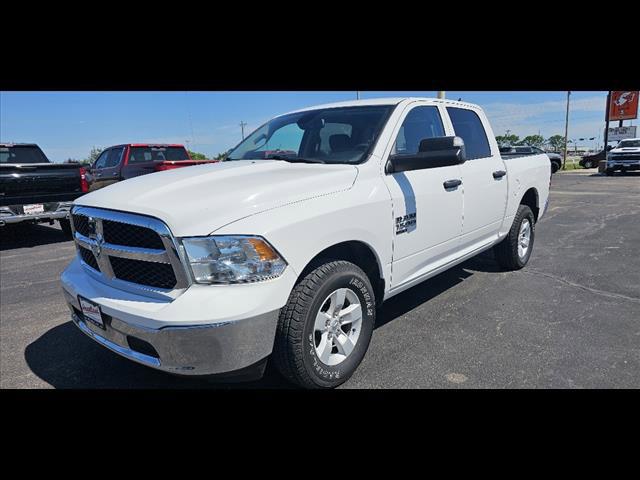 2023 Ram 1500 Classic SLT Crew Cab 4x4 5'7" Box