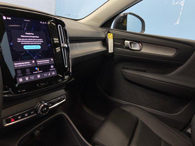 2026 Volvo XC40 B5 Ultra