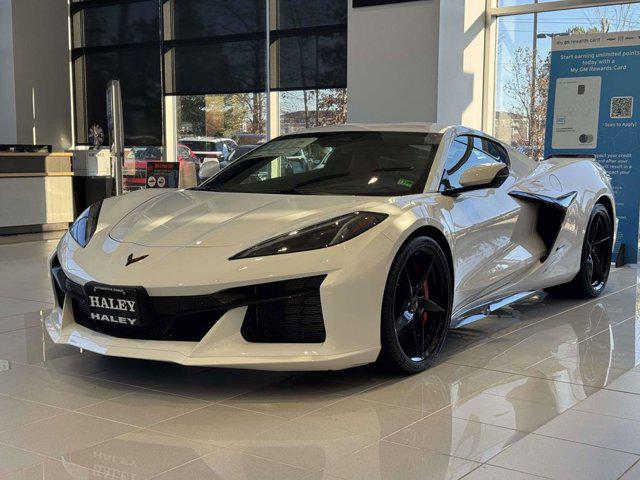 2025 Chevrolet Corvette E-Ray RWD Coupe 2LZ