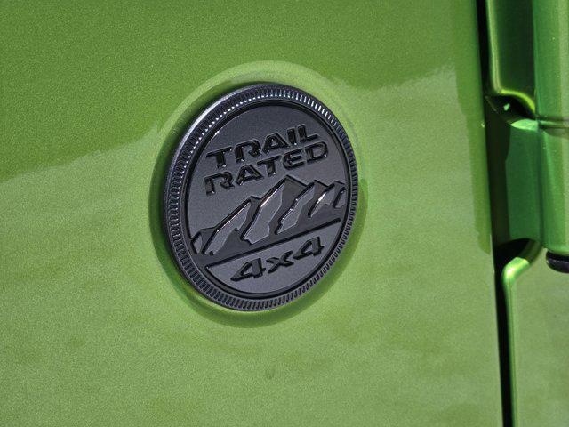 2025 Jeep Wrangler 4-Door Summit 4x4