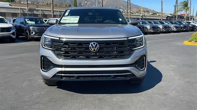 2025 Volkswagen Atlas Cross Sport 2.0T SEL Premium R-Line