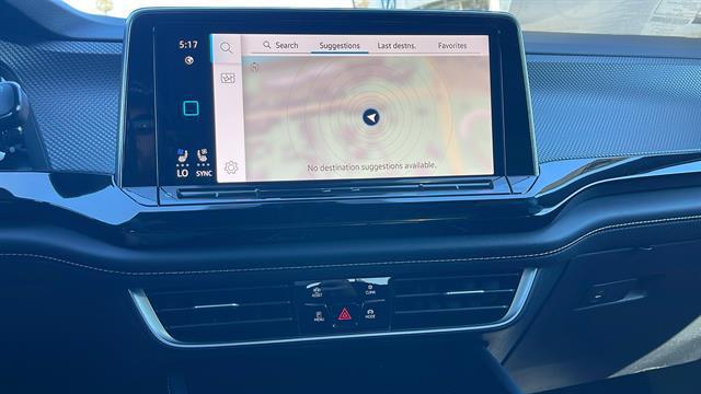 2025 Volkswagen Atlas Cross Sport 2.0T SEL Premium R-Line