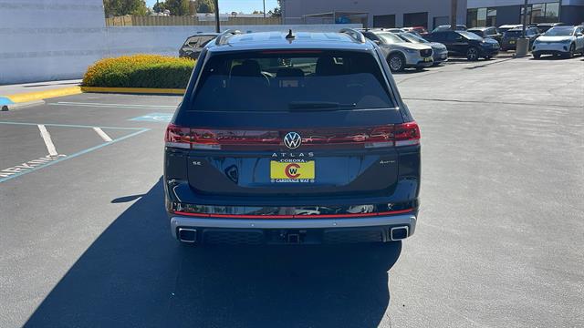 2025 Volkswagen Atlas 2.0T Peak Edition