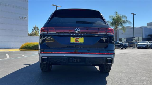 2025 Volkswagen Atlas 2.0T Peak Edition