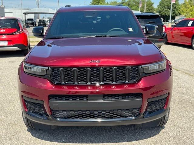 2025 Jeep Grand Cherokee L Altitude 4x4