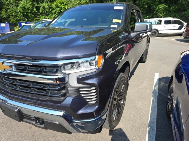 2022 Chevrolet Silverado 1500 4WD Crew Cab Standard Bed LT