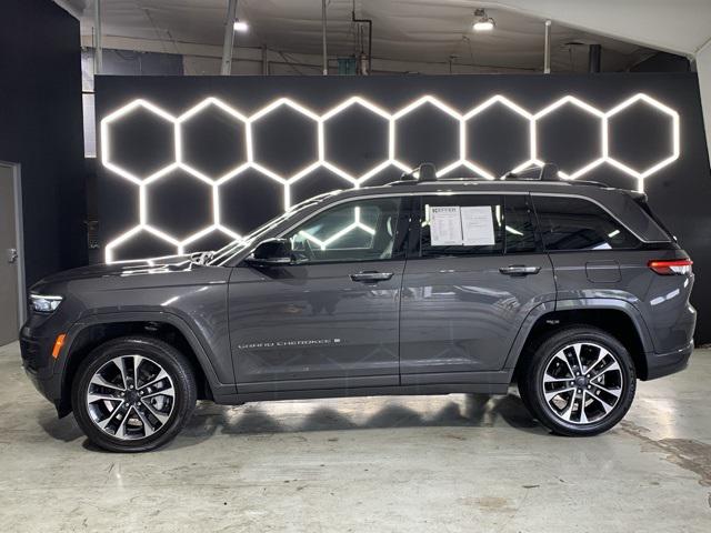 2022 Jeep Grand Cherokee Overland 4x4