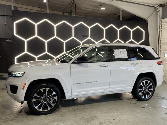 2022 Jeep Grand Cherokee Overland 4x4