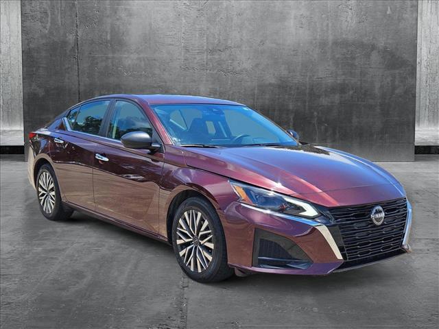 2024 Nissan Altima SV FWD