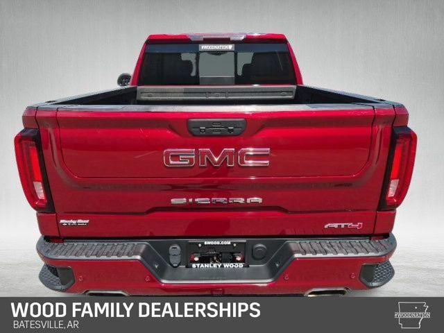 2022 GMC Sierra 1500 Limited 4WD Crew Cab Short Box AT4
