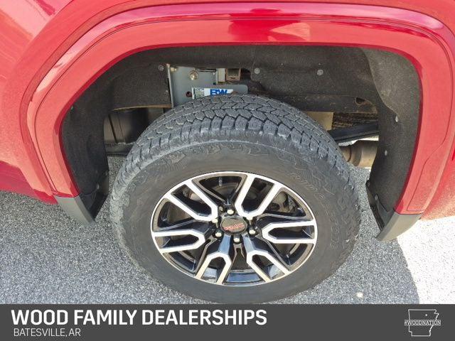 2022 GMC Sierra 1500 Limited 4WD Crew Cab Short Box AT4