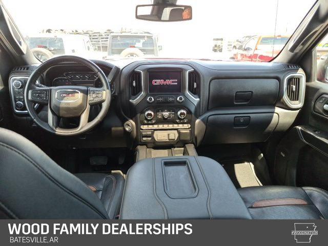 2022 GMC Sierra 1500 Limited 4WD Crew Cab Short Box AT4