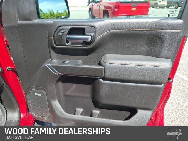 2022 GMC Sierra 1500 Limited 4WD Crew Cab Short Box AT4