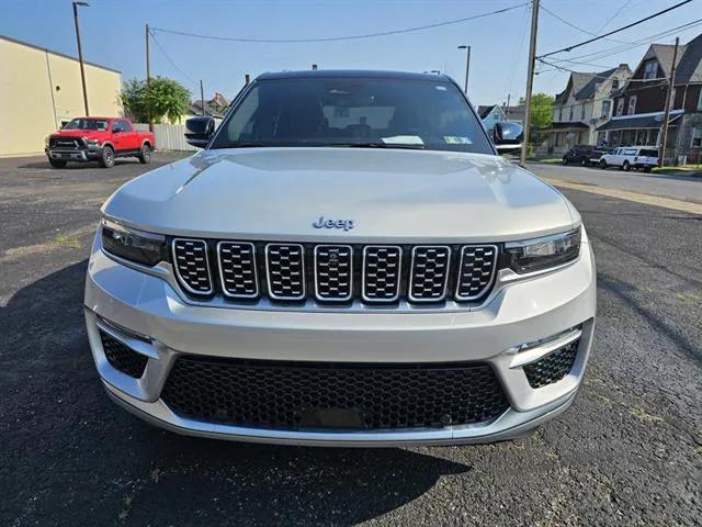 2022 Jeep Grand Cherokee Summit 4x4
