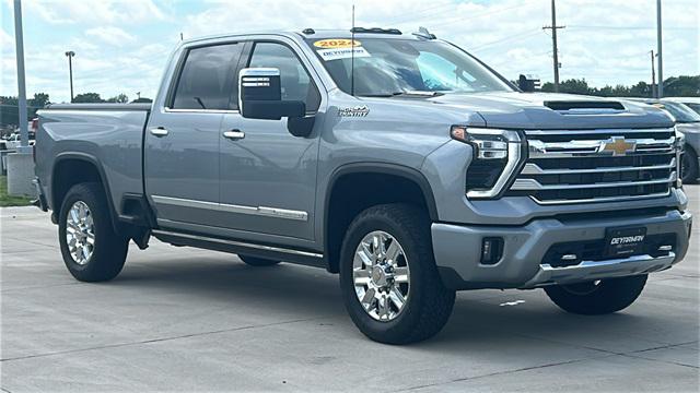 2024 Chevrolet Silverado 2500HD 4WD Crew Cab Standard Bed High Country
