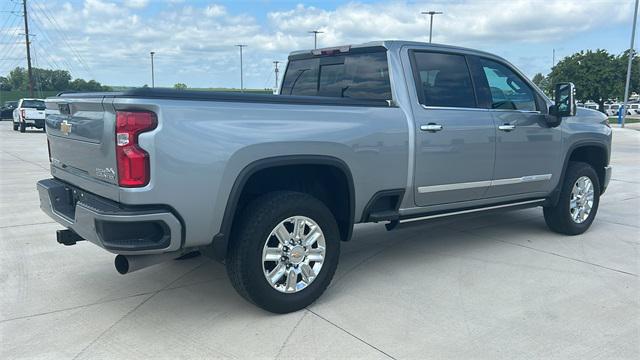 2024 Chevrolet Silverado 2500HD 4WD Crew Cab Standard Bed High Country