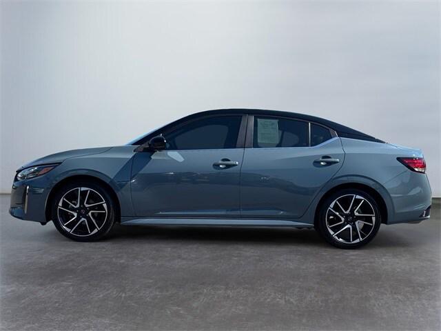 2024 Nissan Sentra SR Xtronic CVT