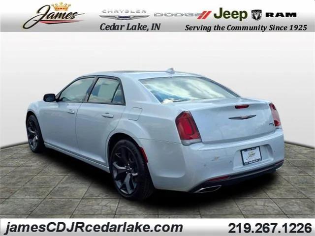 2023 Chrysler 300 300S