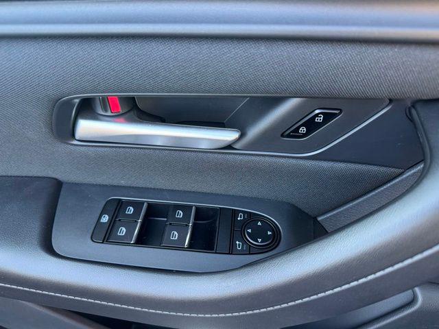 2025 Mazda X-90 3.3 Turbo Select Package