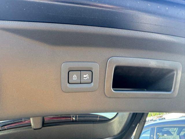 2025 Mazda X-90 3.3 Turbo Select Package