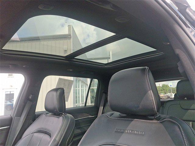 2023 Jeep Grand Cherokee L Overland 4x4