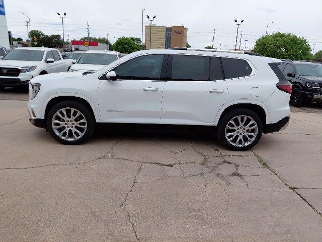 2025 GMC Acadia AWD Denali