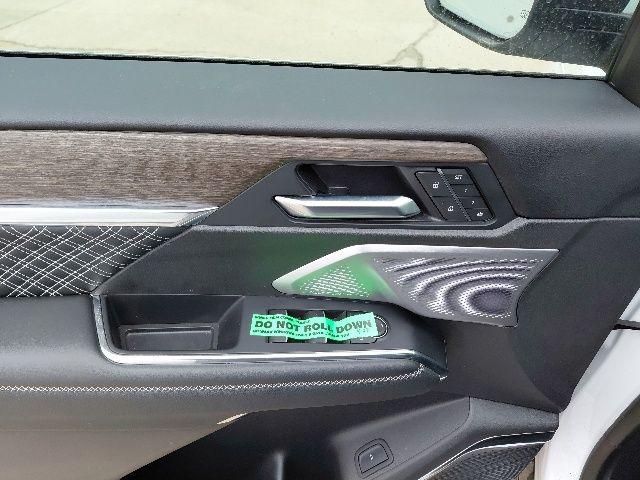 2025 GMC Acadia AWD Denali