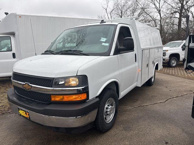 2025 Chevrolet Express Cutaway Work Van for sale in Hales Corners, WI