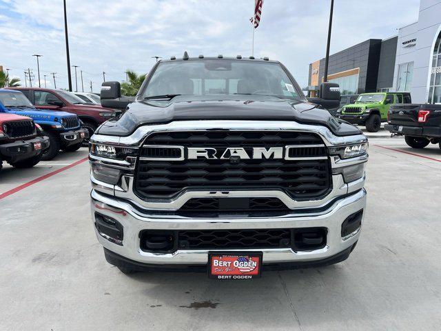 2026 RAM Ram 2500 RAM 2500 TRADESMAN CREW CAB 4X4 64 BOX 2026 RAM Ram 2500 RAM 2500 TRADESMAN CREW CAB 4X4 64 BOX