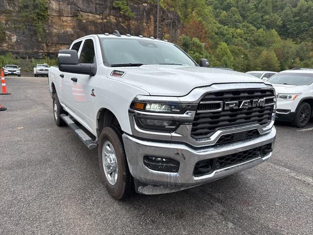 2026 RAM Ram 2500 RAM 2500 TRADESMAN CREW CAB 4X4 64 BOX 2026 RAM Ram 2500 RAM 2500 TRADESMAN CREW CAB 4X4 64 BOX