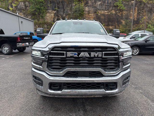 2026 RAM Ram 2500 RAM 2500 TRADESMAN CREW CAB 4X4 64 BOX