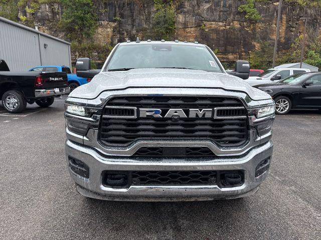 2026 RAM Ram 2500 RAM 2500 TRADESMAN CREW CAB 4X4 64 BOX