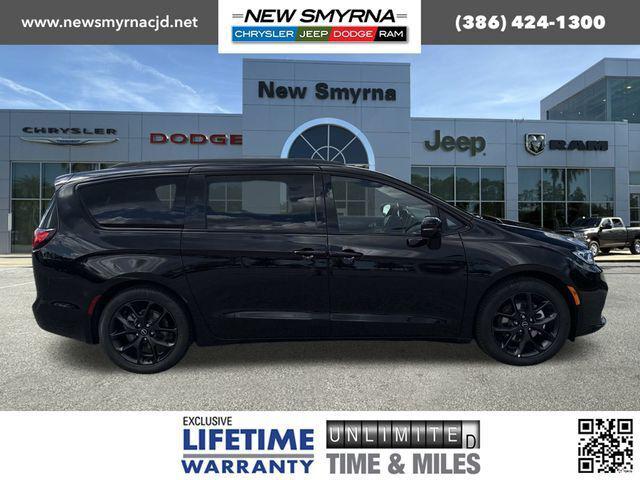 2026 Chrysler Pacifica PACIFICA LIMITED